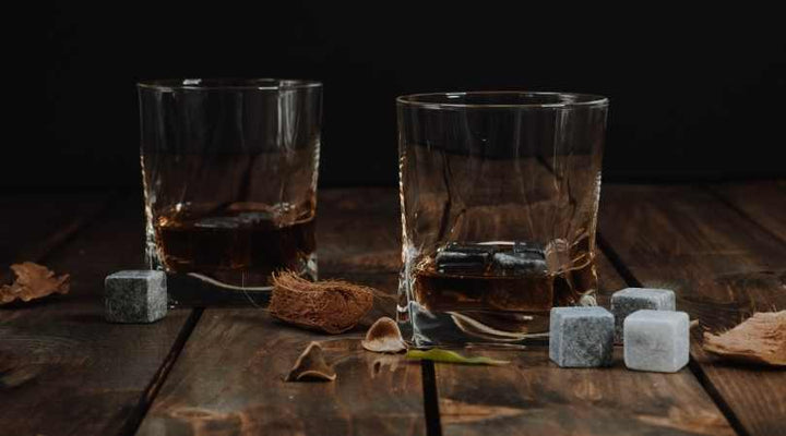 Battle of the Bourbons: Buffalo Trace vs. Woodford Reserve – Which One Wins?