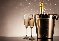 CHAMPAGNE COCKTAILS TO BRING IN THE NEW YEAR