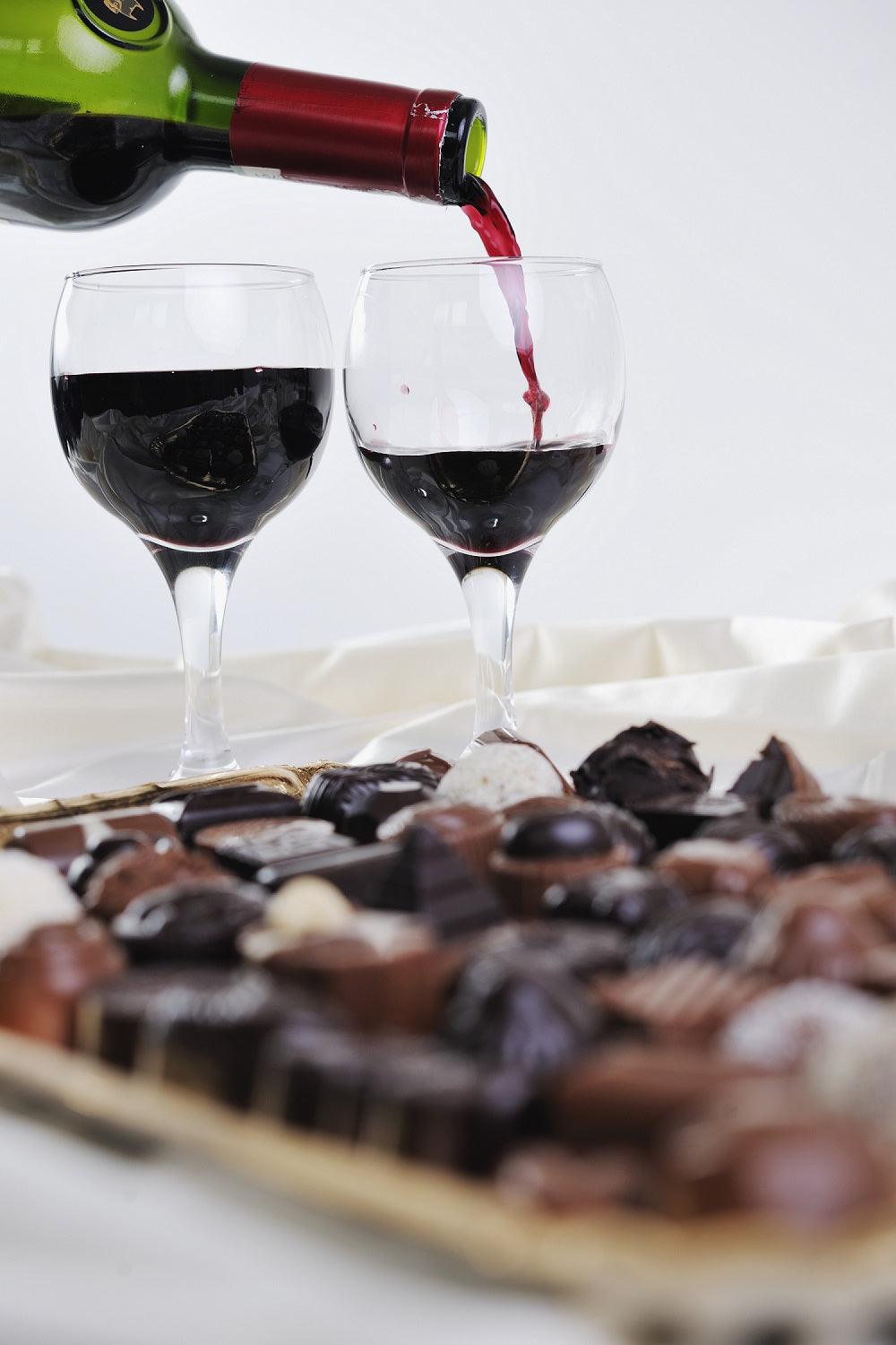 CHOCOLATE ALCOHOL LOVELINESS - Country Wine & Spirits