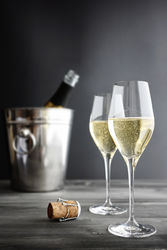 VEUVE CLICQUOT BRUT YELLOW LABEL CHAMPAGNE