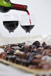 WINE PAIRING RECOMMENDATIONS WITH DARK CHOCOLATE - Country Wine & Spirits