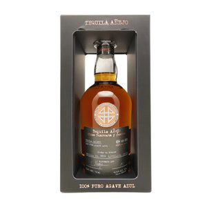Clase Cuarenta y Cuatro Tequila Anejo (750Ml)