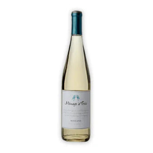 Menage A Trois Moscato (750Ml)