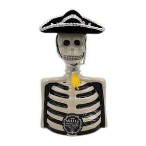 Skelly Tequila Anejo With Mariachi Hat (750Ml)